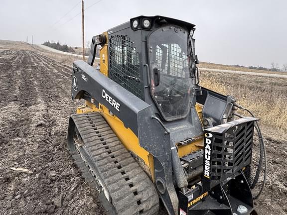 Image of John Deere 333G Primary image