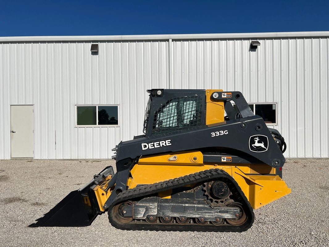 2021 John Deere 333G Equipment Image0
