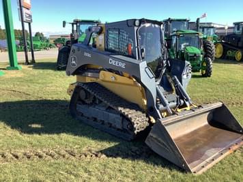 Main image John Deere 333G