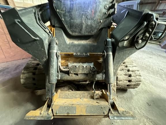 Image of John Deere 333G equipment image 3