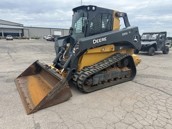 Main image John Deere 333G