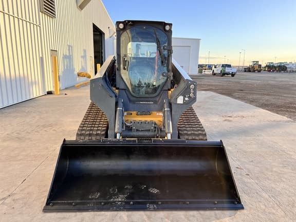 Image of John Deere 333G equipment image 1