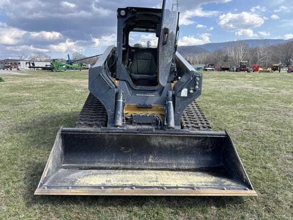 Image of John Deere 333G equipment image 4