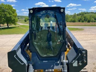 Image of John Deere 333G equipment image 3