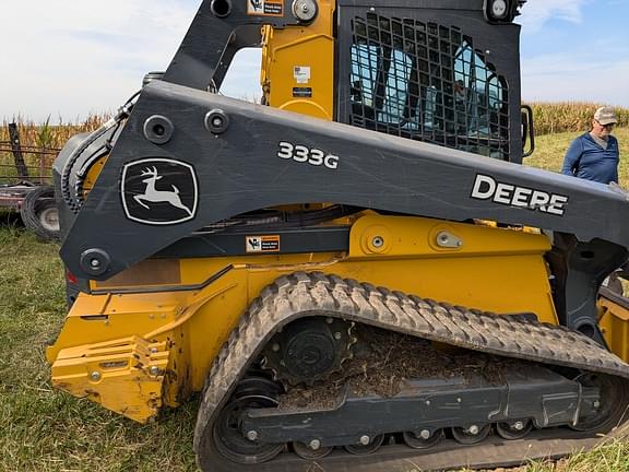 Image of John Deere 333G equipment image 2