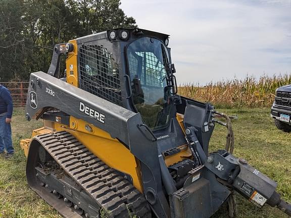 Image of John Deere 333G Primary image