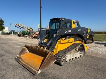 Main image John Deere 333G
