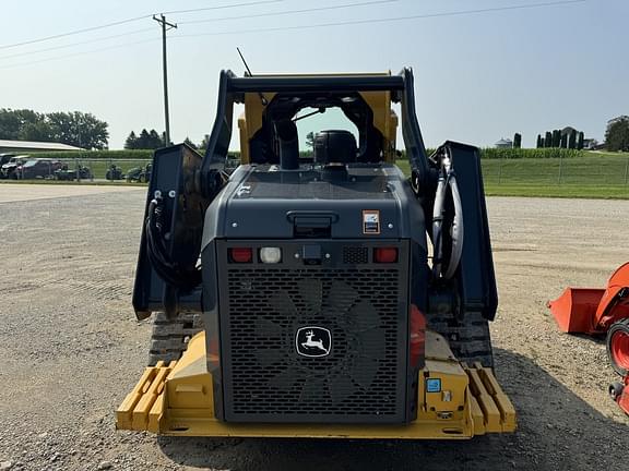 Image of John Deere 333G equipment image 3