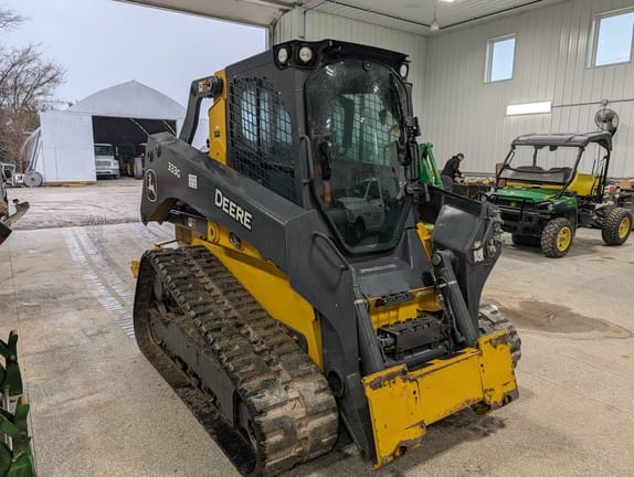 2021 John Deere 333G Equipment Image0