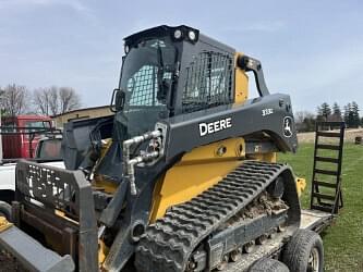 Image of John Deere 333G Primary image