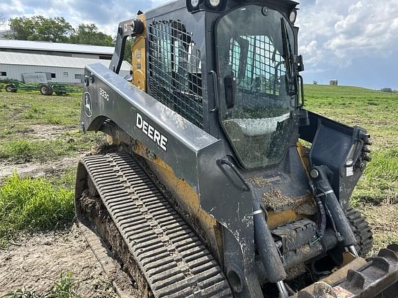 Image of John Deere 333G equipment image 4