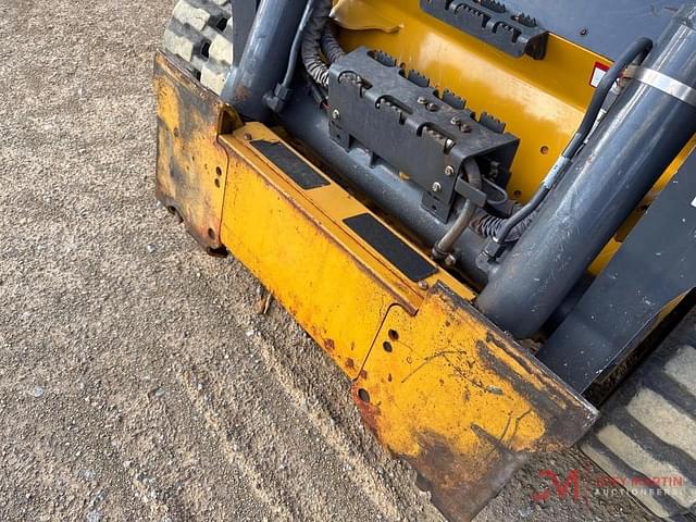 Image of John Deere 333G equipment image 4