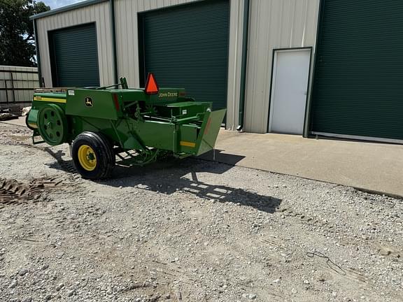 Image of John Deere 338 equipment image 3