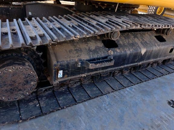 Image of John Deere 345G LC equipment image 3