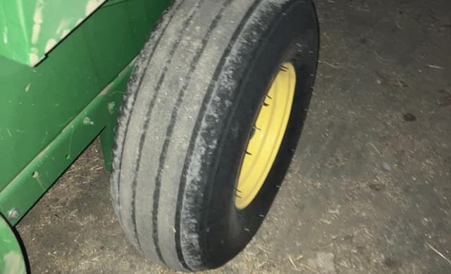 Image of John Deere 348 equipment image 4