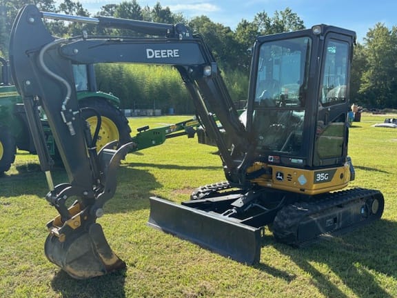 2021 John Deere 35G Equipment Image0