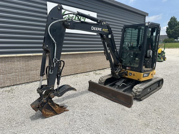 2021 John Deere 35G Equipment Image0