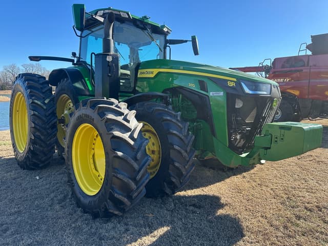 Image of John Deere 8R 370 equipment image 1