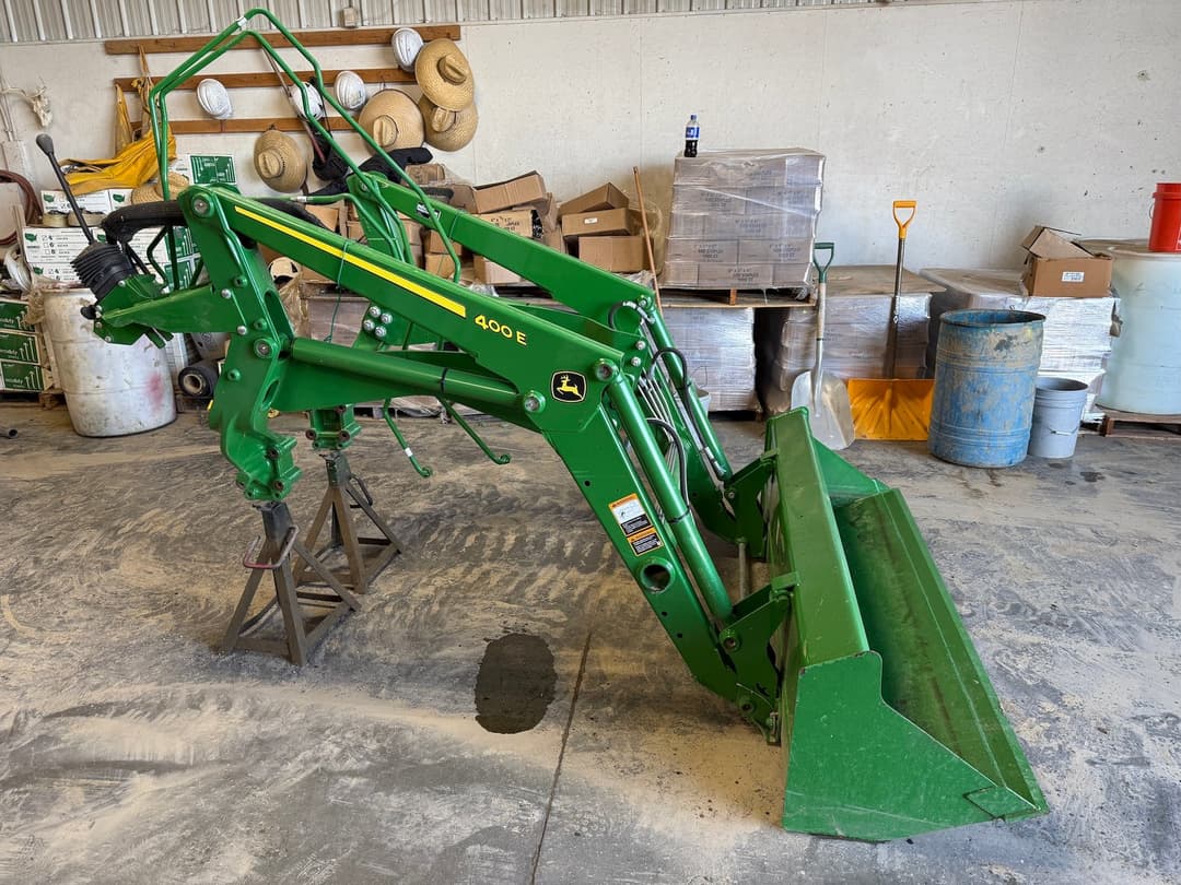 Image of John Deere 400E Primary image