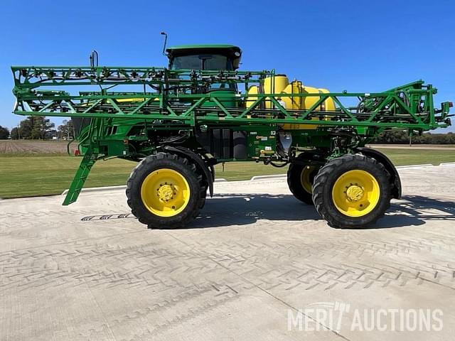 Image of John Deere R4023 equipment image 3