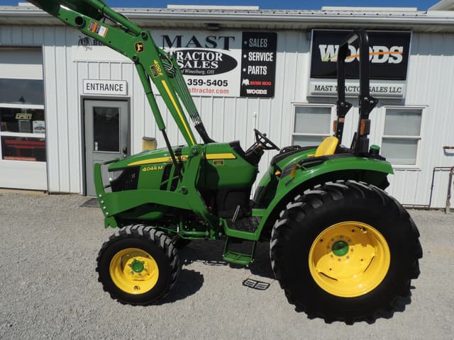 Image of John Deere 4044M equipment image 2