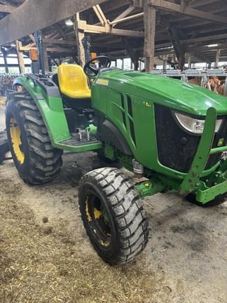 Image of John Deere 4044M equipment image 3