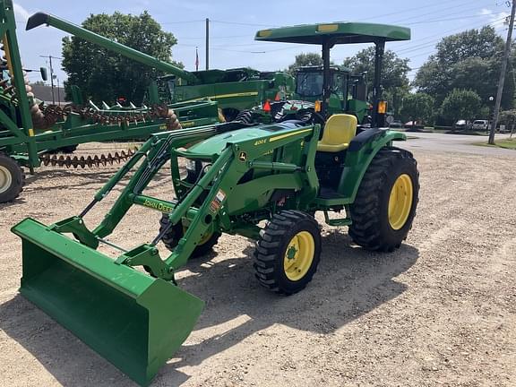 Image of John Deere 4044M equipment image 3