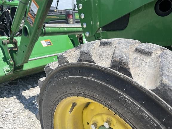 Image of John Deere 4044M equipment image 3