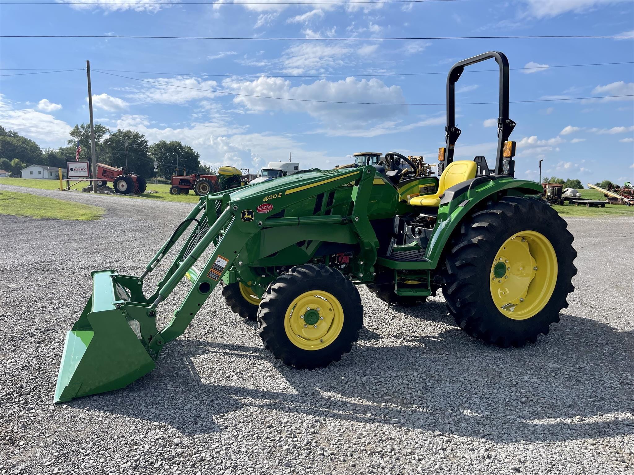 2021 John Deere 4044M Equipment Image0