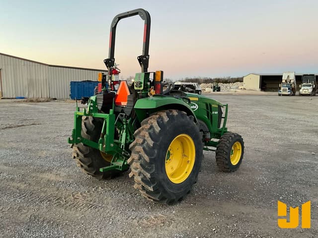 Image of John Deere 4044M equipment image 4