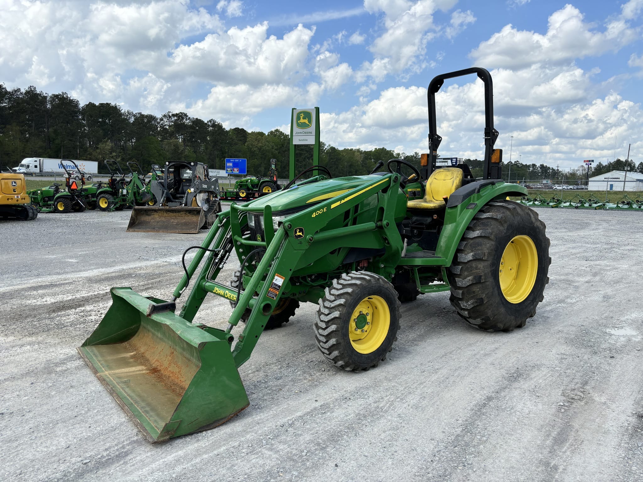 2021 John Deere 4044M Equipment Image0