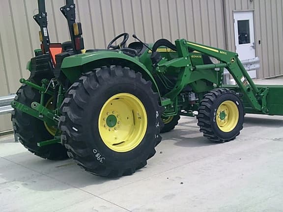 Image of John Deere 4044M equipment image 2