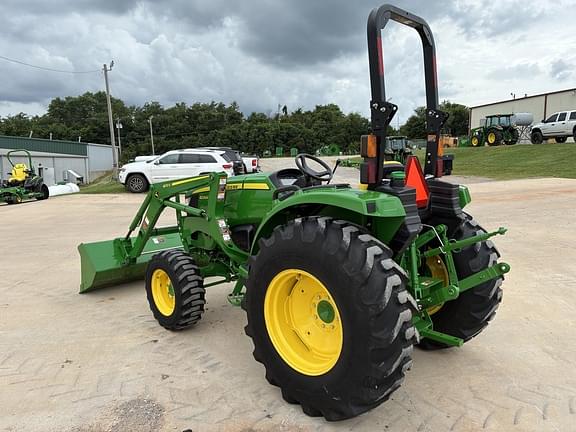Image of John Deere 4044M equipment image 2