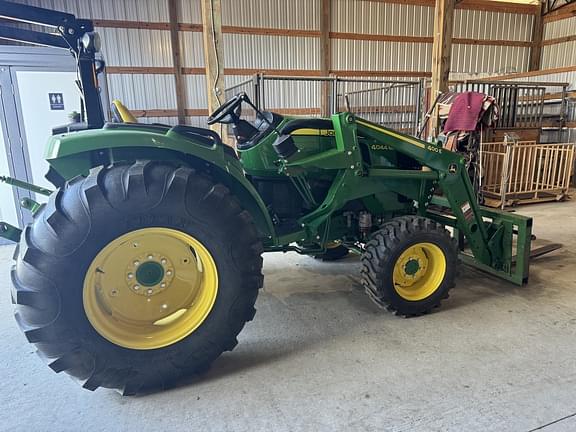 Image of John Deere 4044M equipment image 1