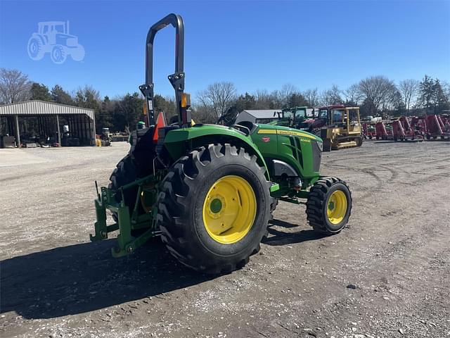 Image of John Deere 4044M equipment image 3