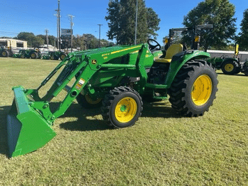 Main image John Deere 4044M