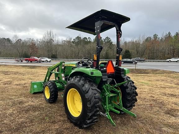 Image of John Deere 4044M equipment image 3