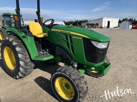 Main image John Deere 4044M