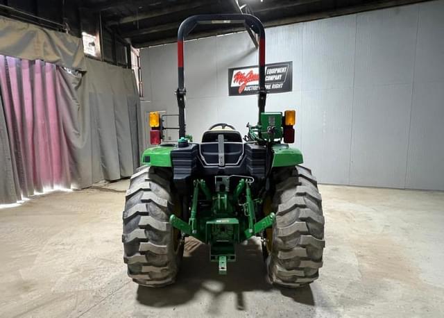 Image of John Deere 4044M equipment image 3