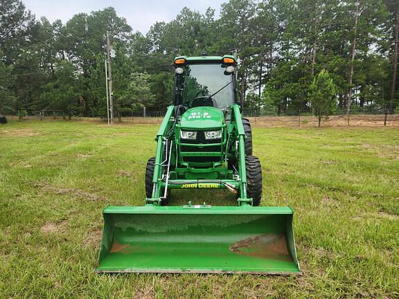 Image of John Deere 4044R equipment image 3