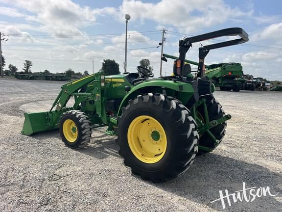 Image of John Deere 4044R equipment image 2