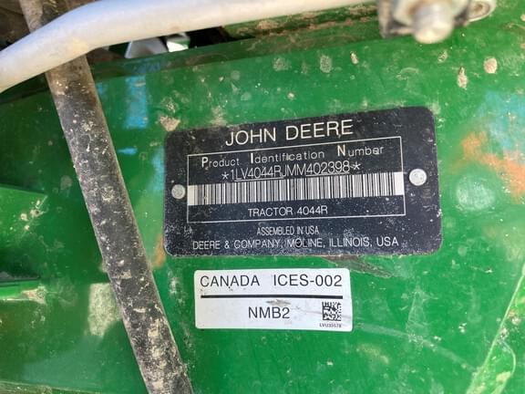 Image of John Deere 4044R equipment image 3