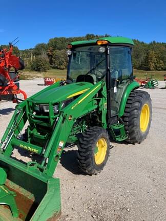 Main image John Deere 4044R