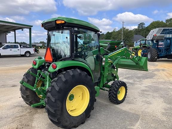 Image of John Deere 4044R equipment image 3