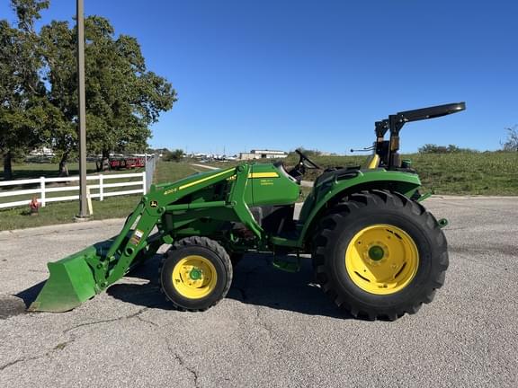 Image of John Deere 4052M equipment image 1