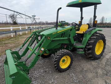Main image John Deere 4052M