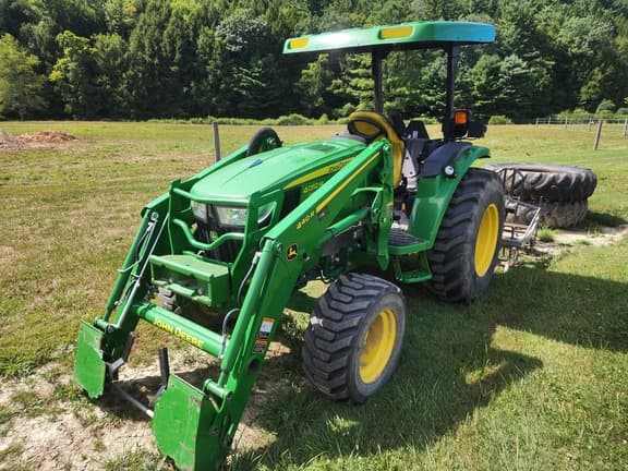 Image of John Deere 4052M equipment image 1