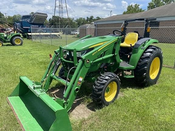 Image of John Deere 4052M equipment image 1