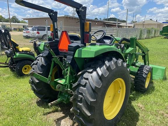 Image of John Deere 4052M equipment image 4