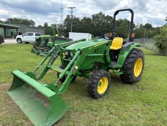 Image of John Deere 4052M equipment image 2